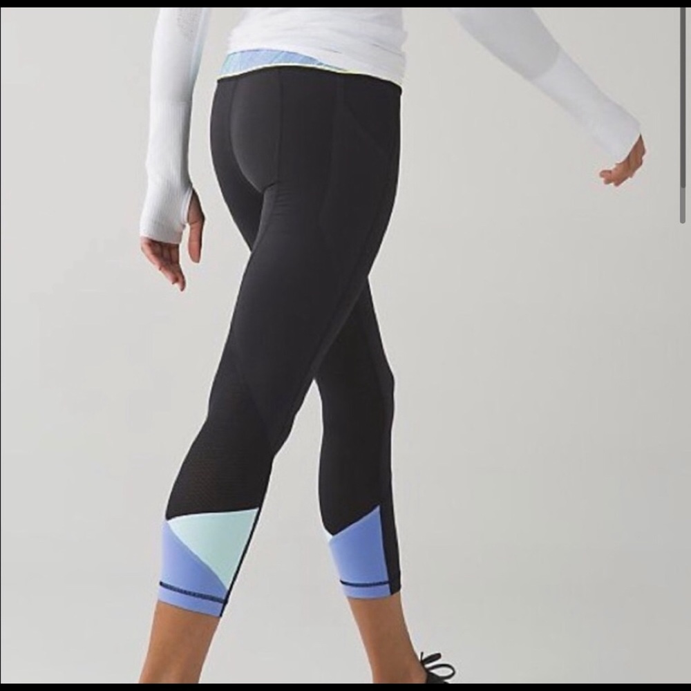 🍋 Lululemon Pace Rival crop Sz. 6